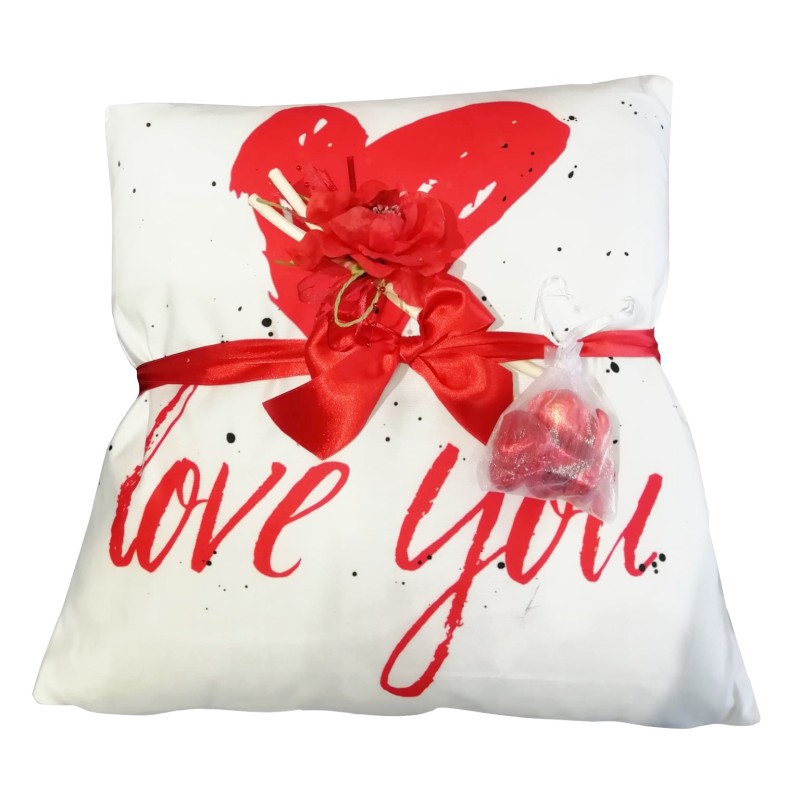 CUSCINO VALENTINO DAY'S 45X45 + CIOCCOLATINI ASSORTITI 100 GR  1 PZ